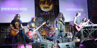 Powerslaves Rilis Single 'Stare at Me' di Tengah Wabah Covid 19