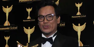Presenter Reality Show Terfavorit, Uya Kuya Dedikasikan Untuk Sang Istri
