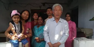 Pria Yang Terjebak di India Setengah Abad Ini Akhirnya Pulang