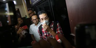 Proses Cerai dengan Kimberly Ryder, Edward Akbar Mengaku Kesulitan Bertemu Kedua Anaknya