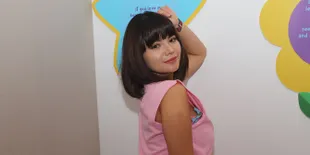 Protes PPKM Diperpanjang Pakai Bikini, Dinar Candy Diamankan Polisi - Sang Adik Jadi Saksi Karena Merekam