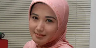 Pulih dari Operasi, Evie Tamala Siap Bicara Soal Akil Mochtar