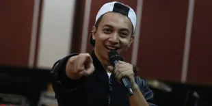 Punya Clothing Line, Mario Bikin Edisi Ultah Ke-30 Kahitna