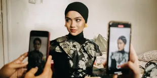 Punya Keluarga Dengan Style yang Beragam, Maira Pilih Saling Bertukar Outfit
