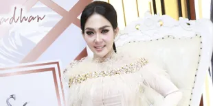 Punya Kulit Wajah Mulus, Syahrini Mengaku Tak Pernah ke Klinik Kecantikan!