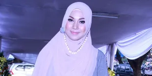 Puput Melati Ingin Jenguk Suami di Tahanan