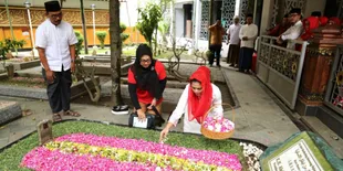 Puti Ingatkan Millennial Tentang Konsep 'Jas Merah' dari Bung Karno