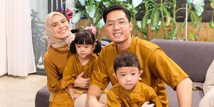 Putra Sulungnya Positif Covid-19, Nycta Gina Pasrah Temani Anaknya Isolasi Mandiri di Rumah