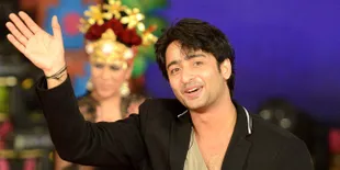 Putus Dari Ayu Ting Ting, Shaheer Pamer Senyum Dengan Aktris Ini