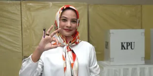 Rachel Maryam Punya Doa Khusus dan Nazar Untuk Anies - Sandi