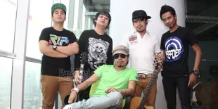 Radja Minta Jane Shalimar Menuding Dengan Smart