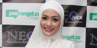 Raffi Ahmad Dapat Kado 'Top Secret' Dari Christy Jusung