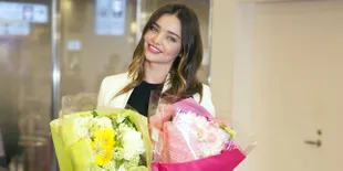 Rahasia di Balik Wajah Cantik &#38; Mulus Miranda Kerr, Mau Tahu?