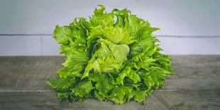 Rahasia Kesehatan Mental, Manfaat Menakjubkan dari Sayur Selada!