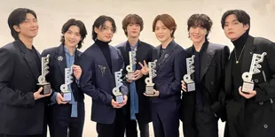 Raih Daesang di The Fact Music Awards 2022, BTS Perpanjang Rekor Dengan Total 66 Piala