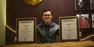 Raih Dua Penghargaan MURI Sekaligus, dokter Oky Pratama Utamakan Kualitas