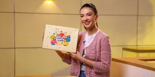 Raline Shah Sebarkan Aksi Kebaikan Melalui Gerakan Sasa Crazy Kind