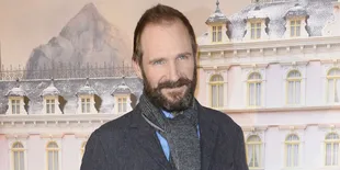 Ralph Fiennes Jadi James Bond, Menurutmu?