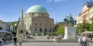 Ramadan Bikin Muslim di Hungaria Makin Akrab