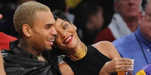 Ramai di Instagram, Foto Hot Rihanna Dikomentari Chris Brown