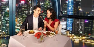 Rayakan Momen Spesial Bareng Pasangan di Singapore Flyer, Dinner dengan View 360 Derajat Kota Singapura!