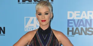 Rayakan Ultah ke-34, Katy Perry Dinner Romantis Bareng Orlando Bloom