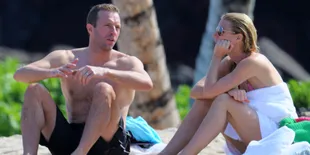 Rayakan Valentine Bersama, Chris Martin - Paltrow Kembali Mesra