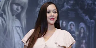 Reaksi Aura Kasih Lihat Suaminya Jalani Puasa Pertama Setelah Jadi Mualaf