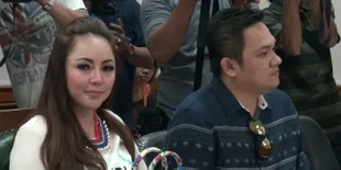 Regina: Farhat Abbas Kalau Berhubungan Badan Brutal