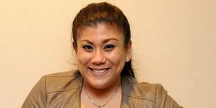 Regina Ivanova Jatuh Cinta Atau Menang Lotere?