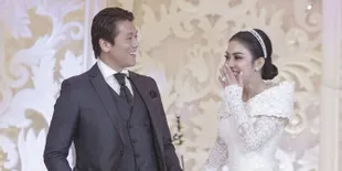 Reino Barack Bicara Keahlian Memasak Syahrini: Bisa Tapi Kalau Jago Enggak