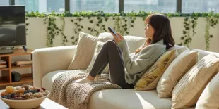 Rekomendasi Drama Korea yang Pas Ditonton Saat Kamu Sedang Malas Berpikir Berat