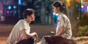 Kenapa Harus Ditonton Meski Menyakitkan? 5 Film Ini Bikin Air Mata Nggak Bisa Berhenti