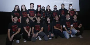 Remake Dari Film Korea Selatan, Ini Alasan Produser 'KALIAN PANTAS MATI' Pilih Bintang Baru - Jadi Debut Zee JKT48