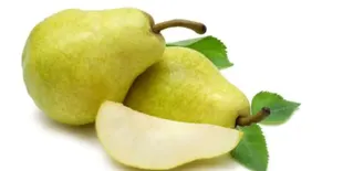 Resep Minuman Herbal dari Buah Pir untuk Menurunkan Kolesterol dan Tekanan Darah Tinggi