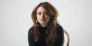 Resmi Jadi Mualaf, Nathalie Holscher Hapus Tato di Tubuhnya