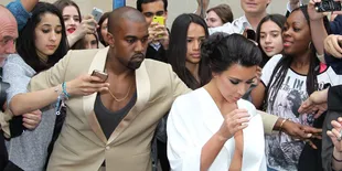 Resmi Menikah, Kanye West Masih Tak Nyaman Soal...