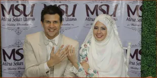 Resmi Menikah, Risty Tagor - Stuart Collin Tunda Punya Momongan