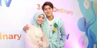 Resmi Pacaran Dengan Rizky Billar, Lesti: Terima Kasih Sudah Hadir di Hidup Dede