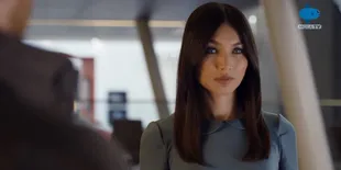 Review Serial HUMANS Season 1: Perburuan Synth yang Mengantar pada Misteri Terbesar Science