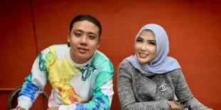Rey Utami dan Pablo Benua Curhat Alami Kerugian Setelah Ditipu Oleh Penyedia Jasa Travel Online