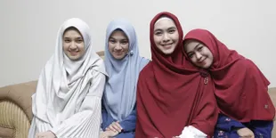 Ria Ricis Ingin Bunuh Diri, Oki Setiana Dewi Sarankan Sering ke Masjid - Baca Quran