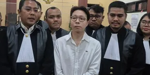 Richard Lee Semprot Saksi Ahli BPOM di Persidangan, Pertanyakan Dasar Tuduhan