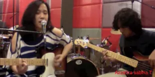 [Ride to Fame] Azzahra Sabrina Aransemen Lagu 22 Dengan Menawan