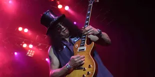 Rilis Album, Single Perdana Slash Vulgar?