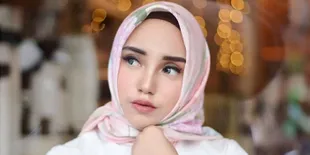 Rilis Buku Biografi, Salmafina Sunan Ungkap Pengalaman Hijrah - Nikah Muda