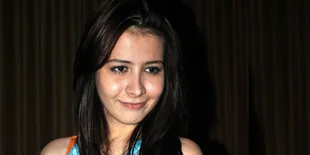 Rina Diana: Kalaupun Melakukan, Eza Gionino Tanggung Jawab