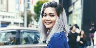 Rina Nose Unggah Foto Lawas Bareng Josscy, Sudah Resmi Go Public?
