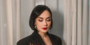 Ritual Sara Wijayanto Sebelum Syuting Film KUNCEN, Makan Bunga Melati