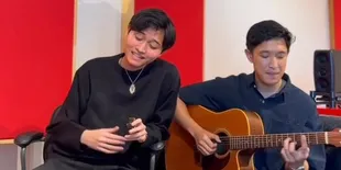Rizwan Fadilah Bikin Versi Akustik Lagu 'Seketika' Bareng Aziz Harun